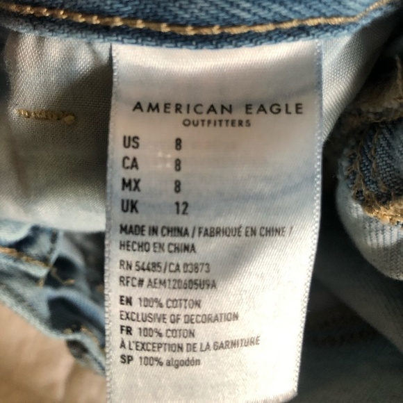 AMERICAN EAGLE DISTRESSED DENIM MOM SHORT SIZE 8 - Picture 10 of 12